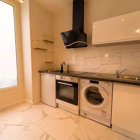 Jacuzzi, Loveroom, Centre Ville